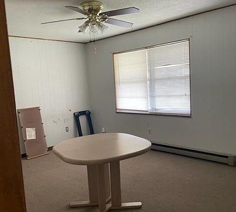 2nd image of 460 Hilltop Dr