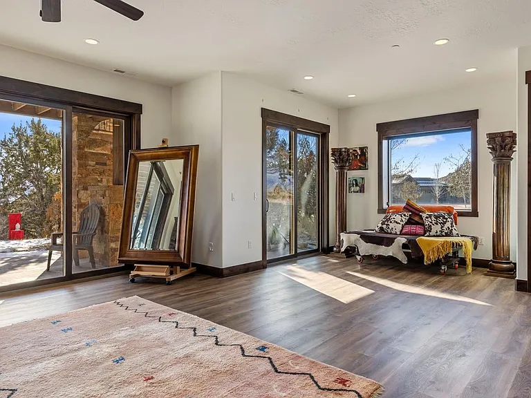 688 N Explorer Peak Dr — Photo 19