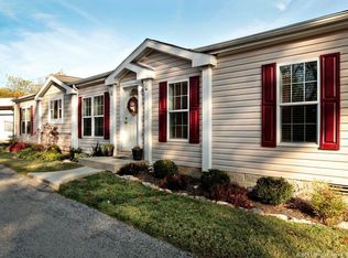 10130 Rosewood Rd SE, Elizabeth, IN 47117