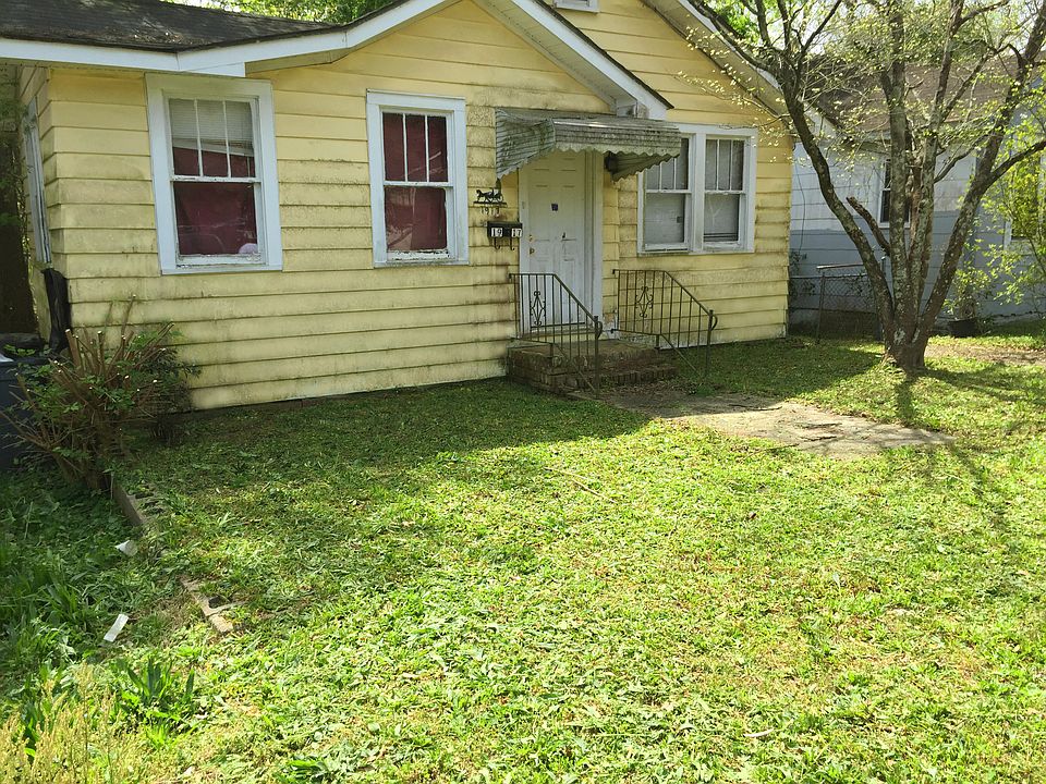 1st image of 1917 Iris St