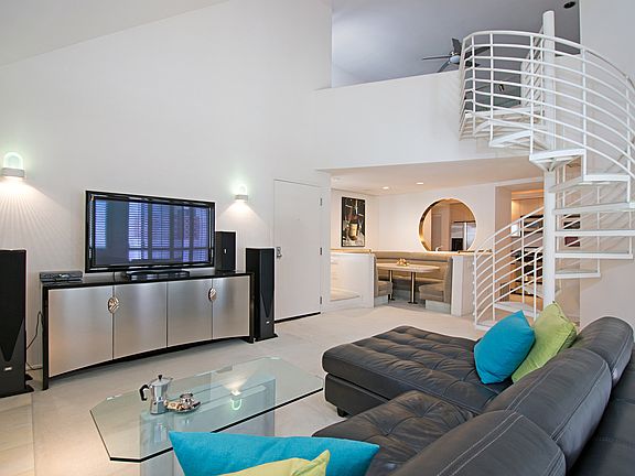 5th image of 701 Kettner Blvd Unit 216