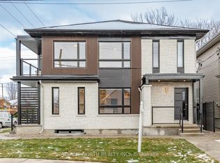 1975 Banff Ave #A, Ottawa, ON K1V 7X6