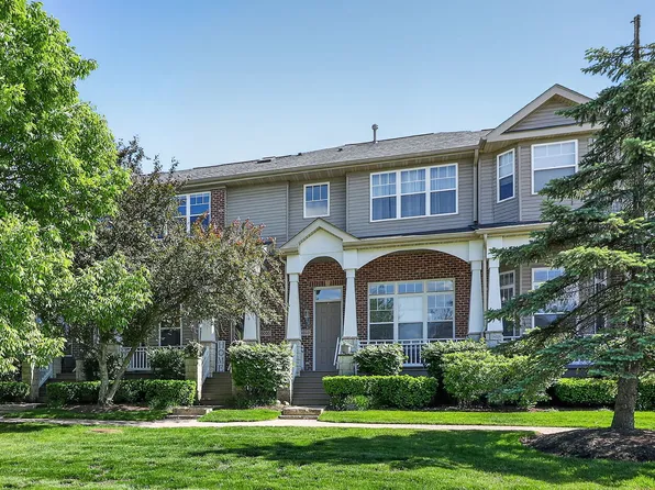 6035 River Bend Dr, Lisle, IL 60532