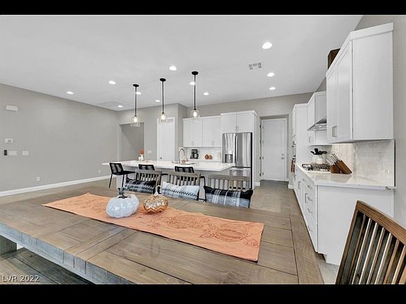 4th image of 10120 Ocher Valley Ave