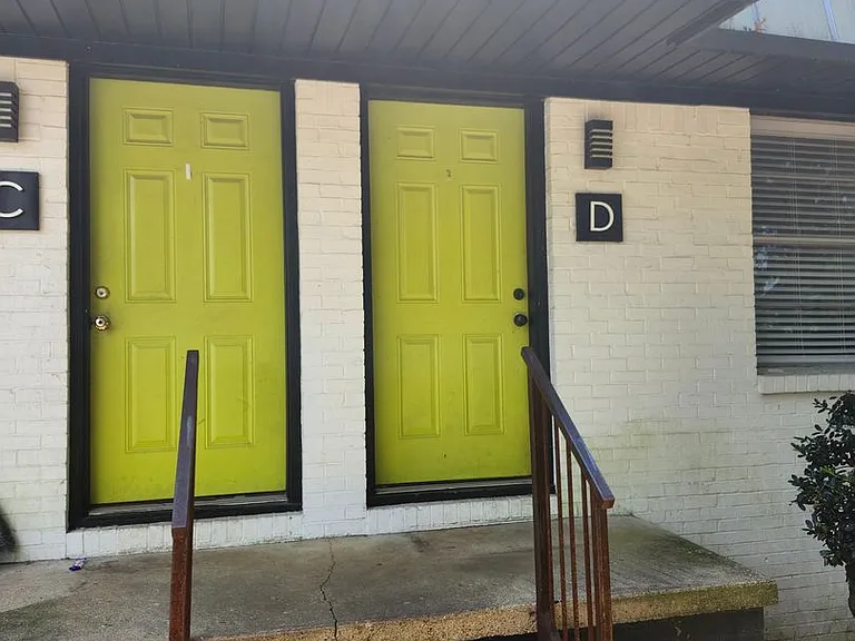2020 Watts Rd #D — Photo 3