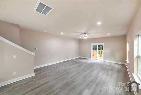 311 Echodale Dr #B — Photo 9