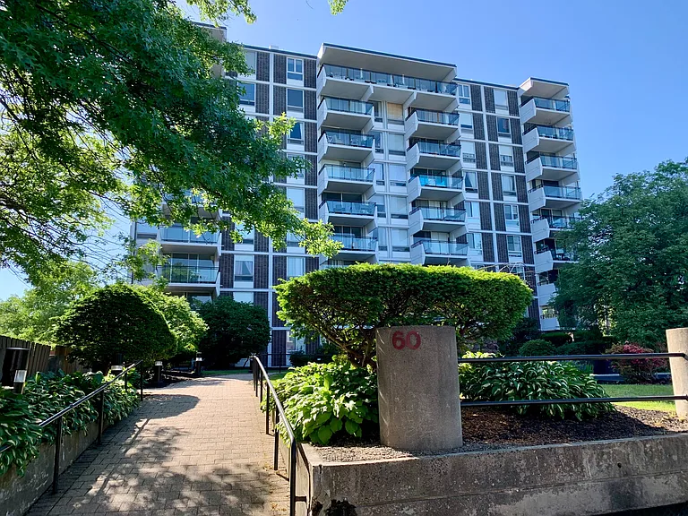 60 Babcock St #27 — Photo 1