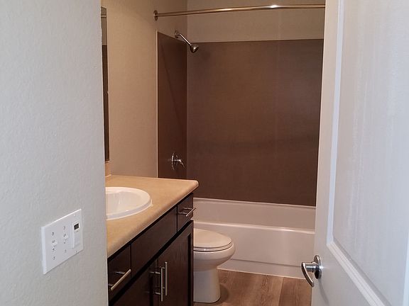 5th image of 4117 124th Ave SE #605