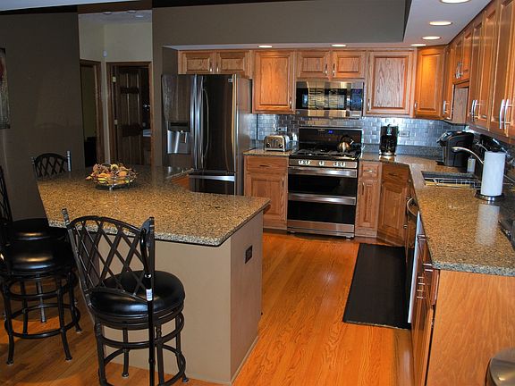 4th image of 9139 Arbour Walk Dr