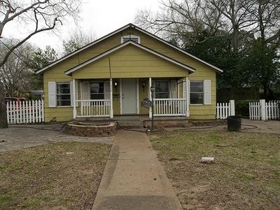 1226 Atchison St, Sealy, TX, 77474