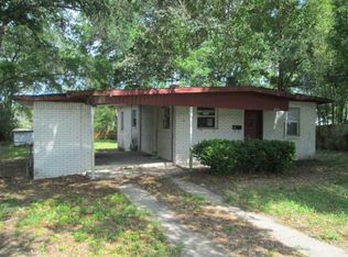 3555 Peach Dr, Jacksonville, FL 32246