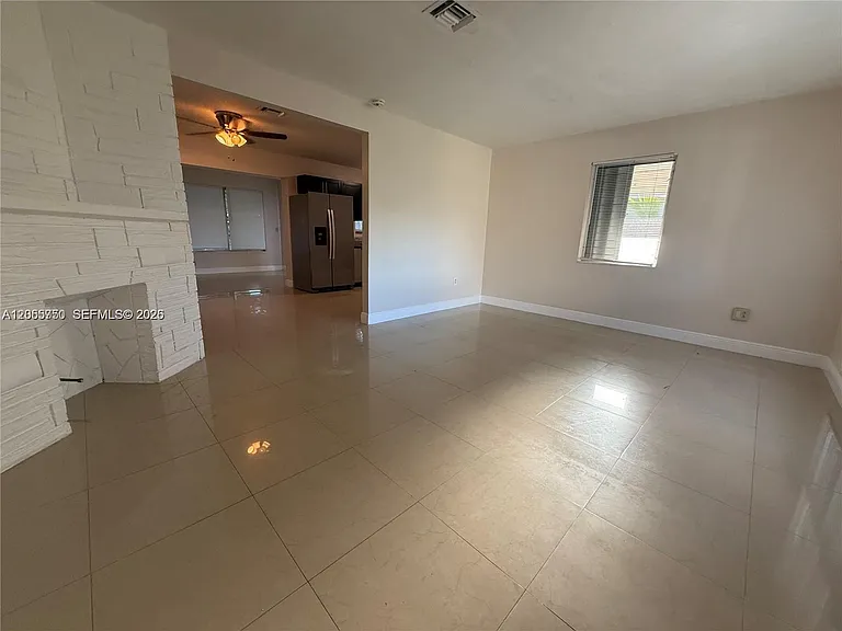 7654 Indigo St — Photo 4