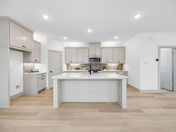 7th image of this home