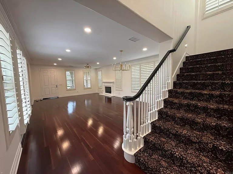 1472 Canoe Creek Way — Photo 8