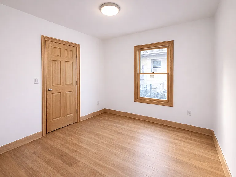 112 S Hancock St — Photo 11