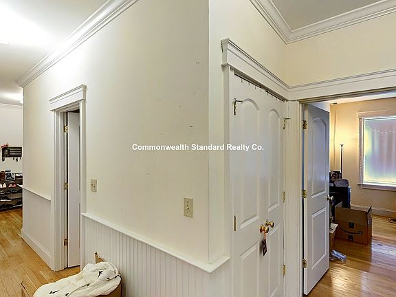 5th image of 27 Glenville Ave APT 1A