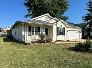 1401 Cheryl Ln, Webb City, MO 64870