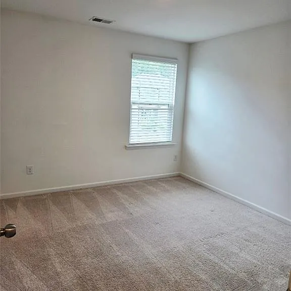 15 Goshawk St — Photo 18