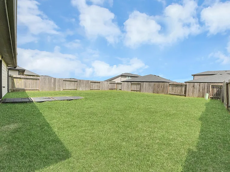 28930 Yulee Mill Dr — Photo 36