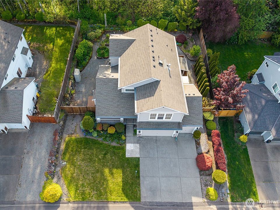 1st image of 710 122nd Avenue Ct E