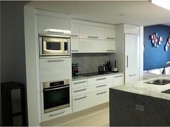 2nd image of 900 Biscayne Blvd APT 1804