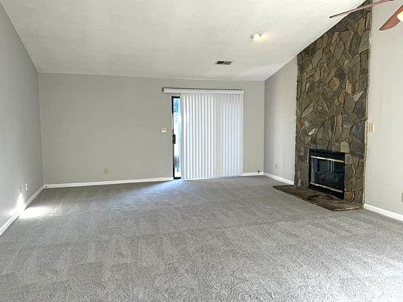 5th image of 322 Mallard Head Ln #322