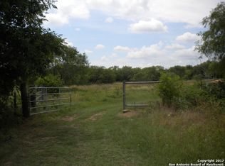 18675 Ih 37 S, Elmendorf, TX 78112