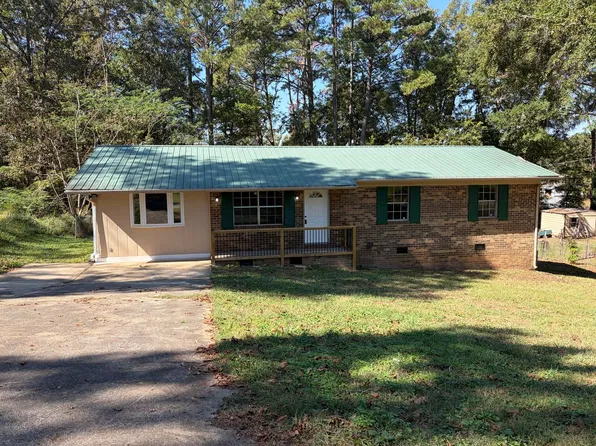 48 Stump St, Eastaboga, AL 36260