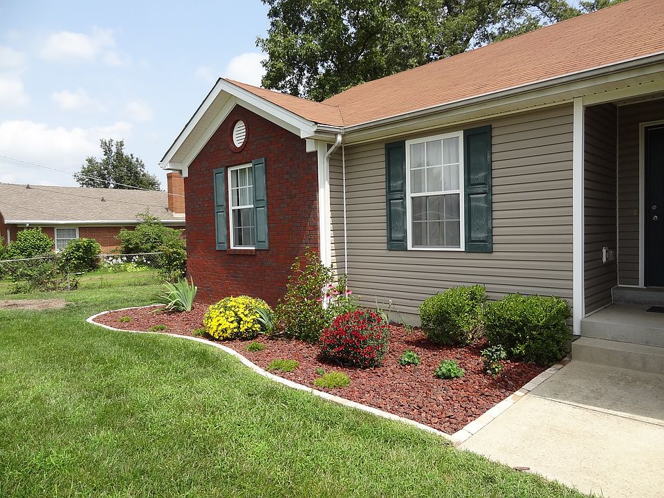 Front / Irrigated Flower Garden