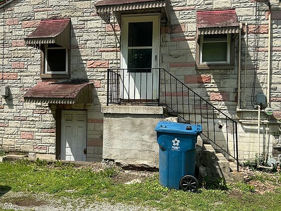 2nd image of 1614 E 72nd St