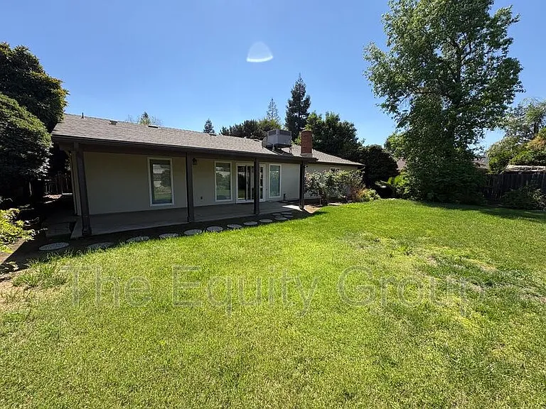 4230 W Grove Ct — Photo 31