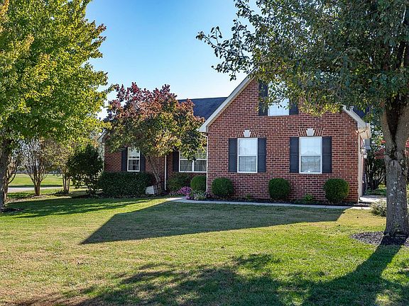 2nd image of 3007 Dunmire Dr