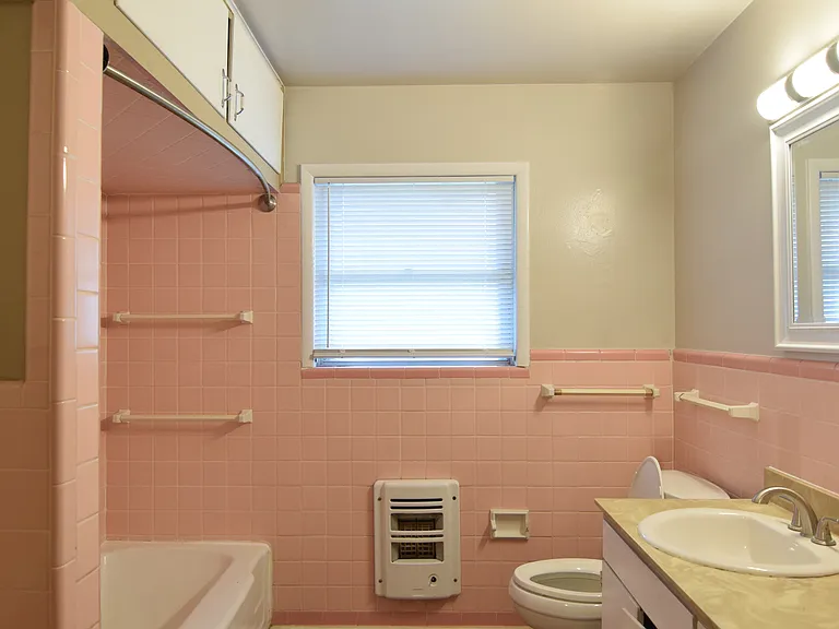 1317 S 15th St — Photo 14