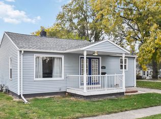 1413 S 11th St, Pekin, IL