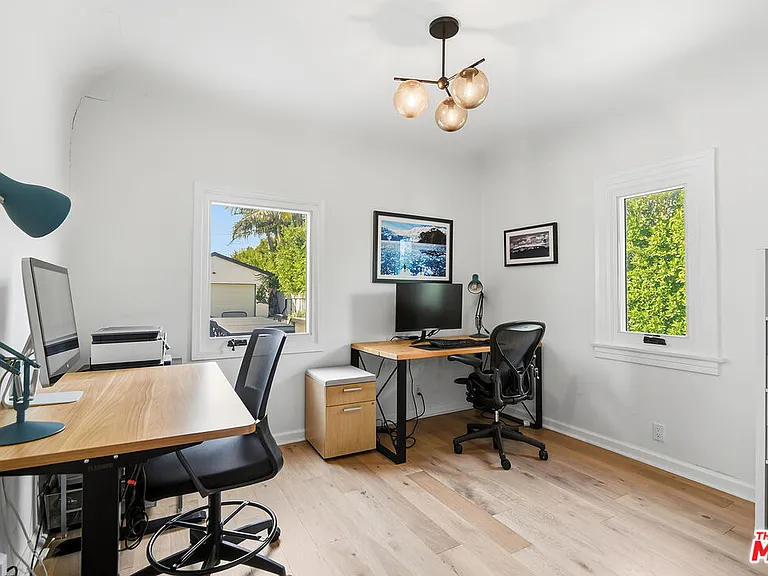627 N Fuller Ave — Photo 14