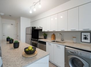 33 Singer Ct #601, Toronto, ON M2K0B4