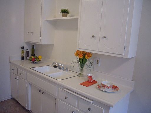 5th image of 8741 Owensmouth Ave APT 9