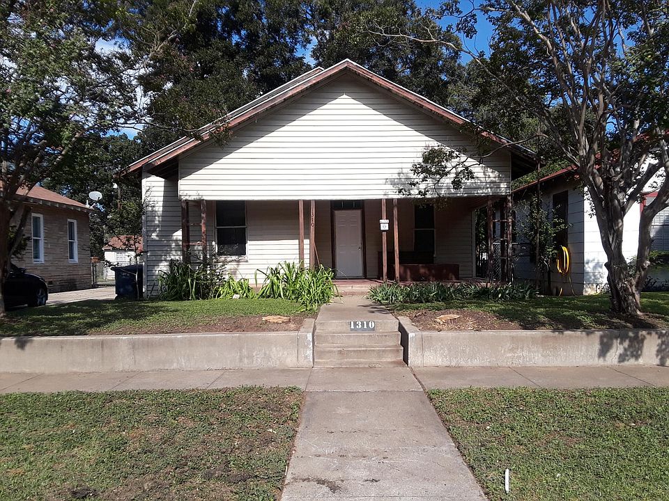 1st image of 1310 Lincoln Ave