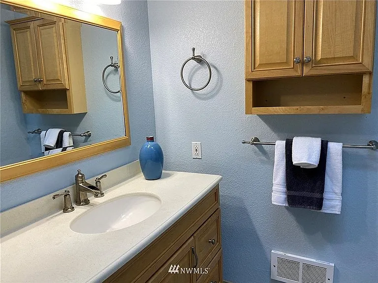 685 NW Atalanta Way #2 — Photo 13