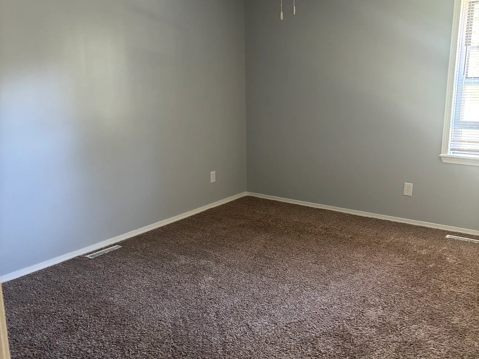 4323 W Enyart — Photo 4