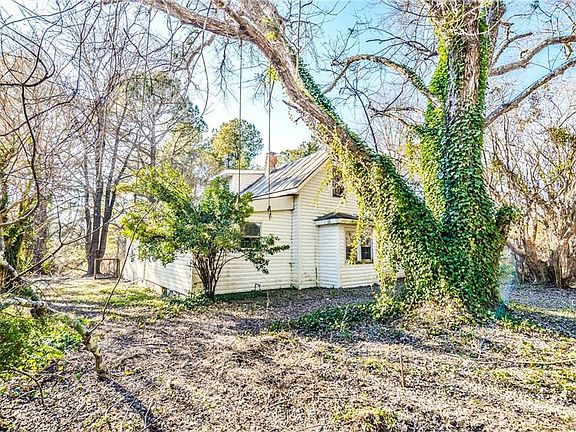 2nd image of 6169 Ramblewood Ln