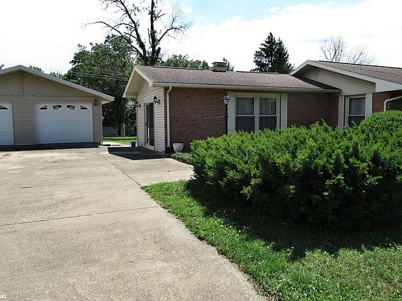2nd image of 123 Pleasantview Dr