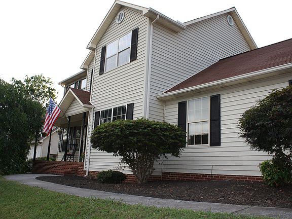 2nd image of 4428 Bucknell Dr