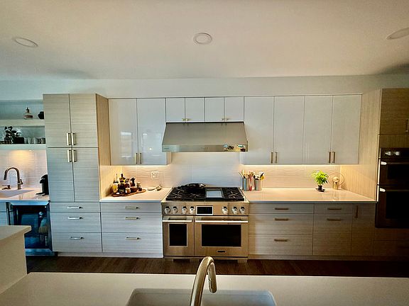 4th image of 2524 Zenobia St