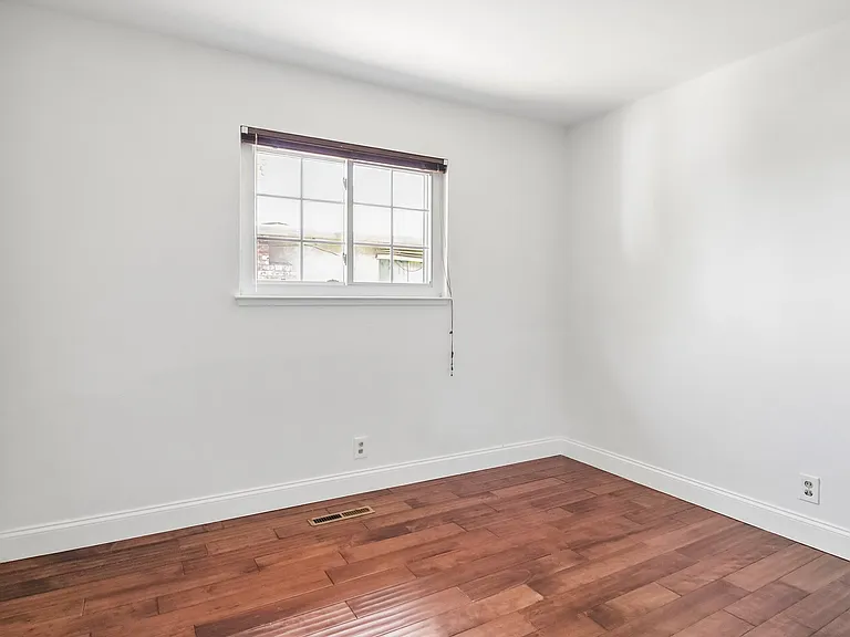 987 Camellia Way — Photo 12
