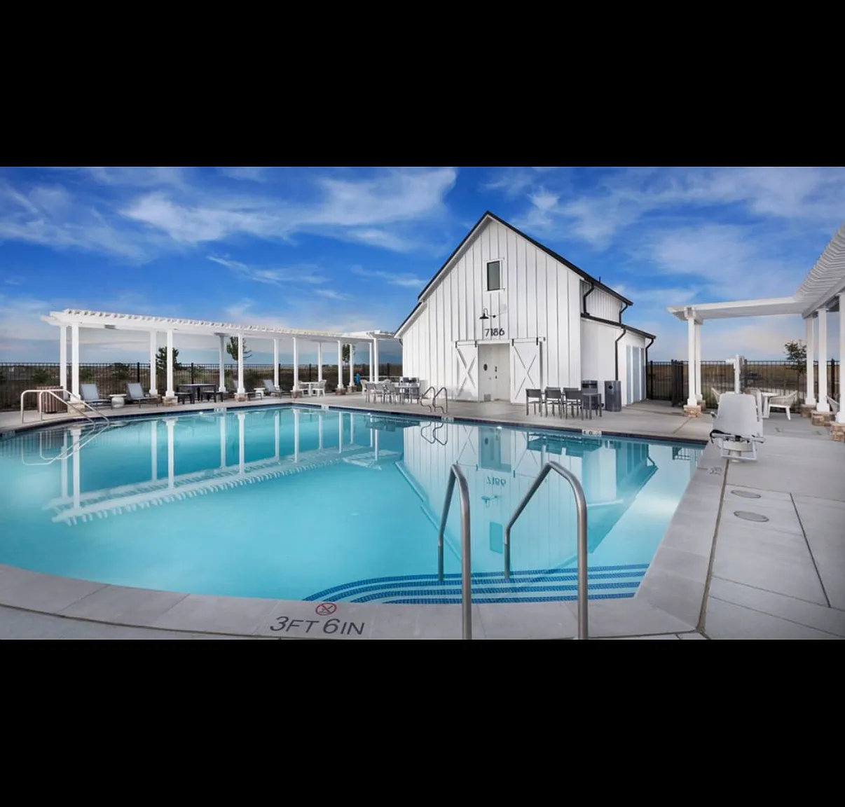 4 bed, 2278 sqft, $3,200 — Photo 4