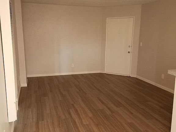 4th image of 1532 W 257th St #6216794