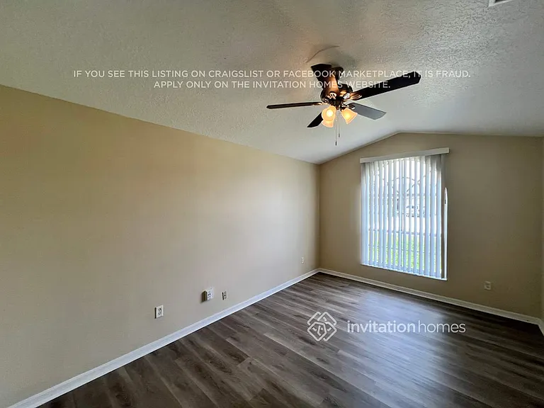 1933 SW Lennox St — Photo 12