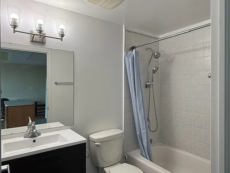 134 York St #805 — Photo 7