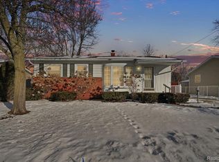 1274 1st St, Lapeer, MI